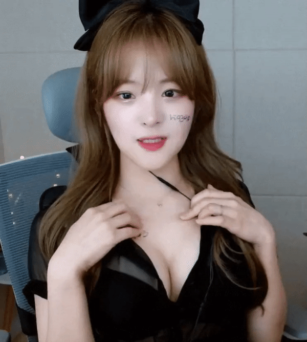 16308227032916.gif