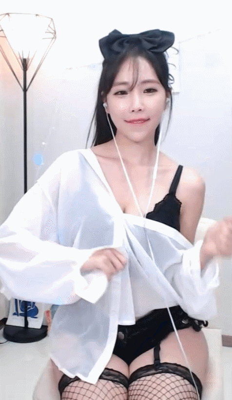 16178699898349.gif