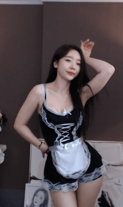 16178701956522.gif