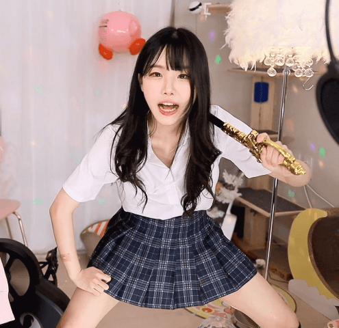 16178702240377.gif
