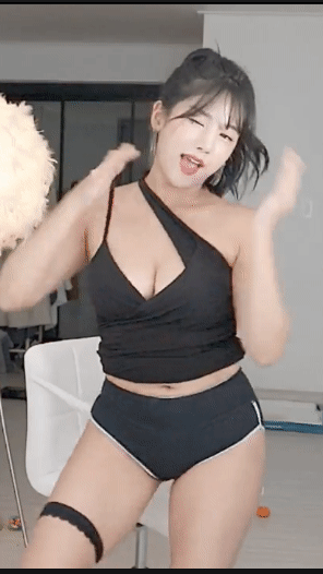 16178710197144.gif