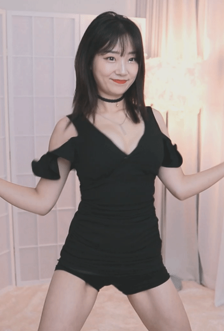 16178742745998.gif
