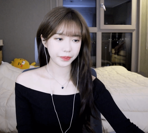 16178756392441.gif