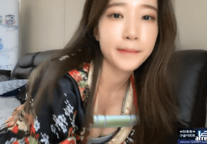 16178761076221.gif