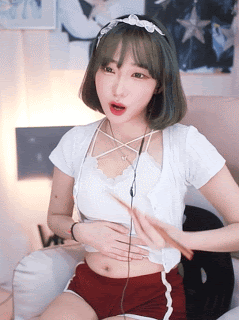 16182245054449.gif