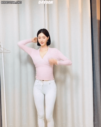 16303045505968.gif