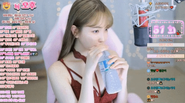 16303046024703.gif