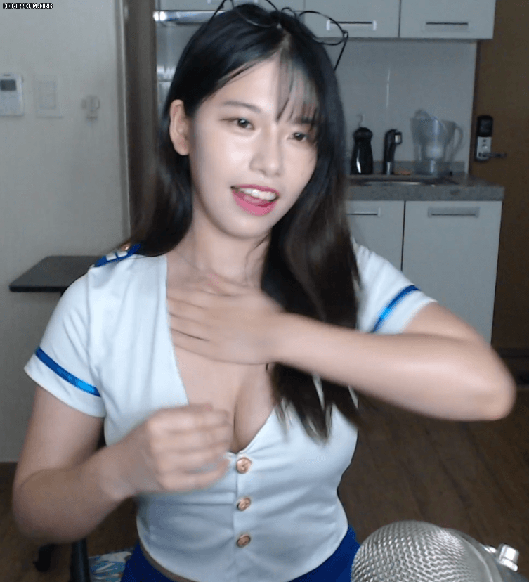 16348057613149.gif
