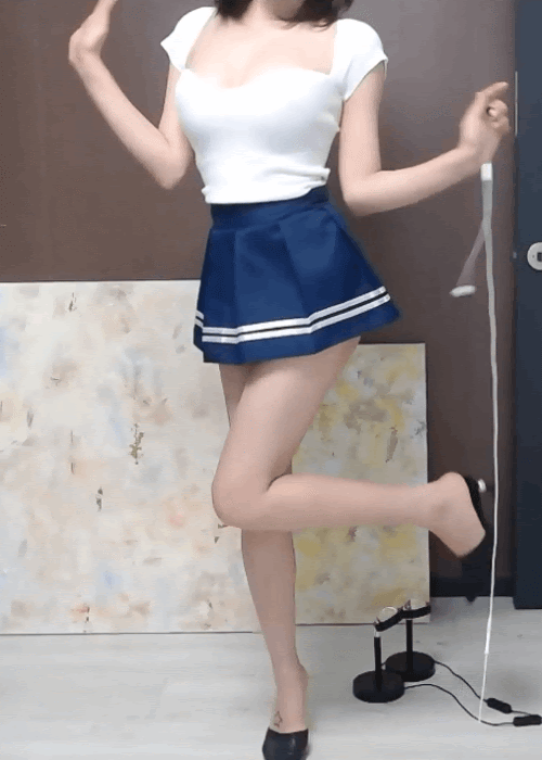 16354936661309.gif